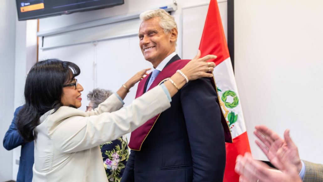 Manzo-50anni-UDEP-Piura-02