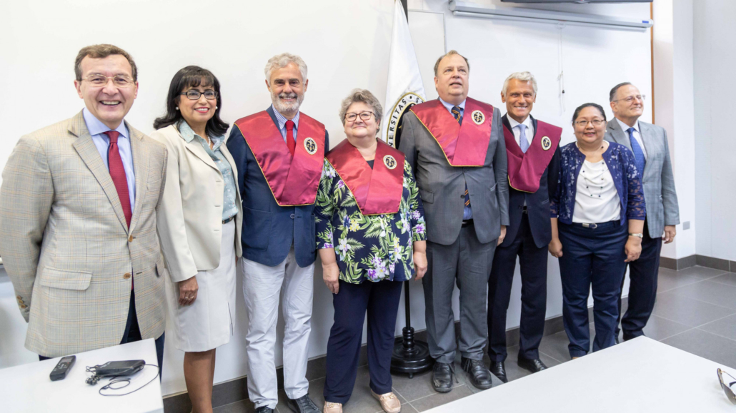 Manzo-50anni-UDEP-Piura-03